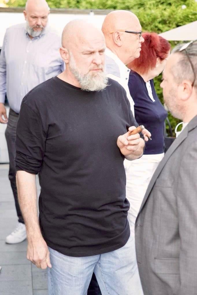 9435b26a 6134 43f4 8917 cd63efc6f39d